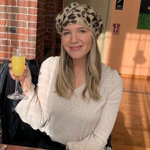 Meet your Posher, Aly